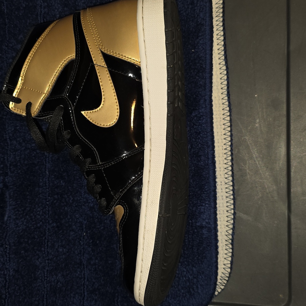 Nike Air Jordan 1 Retro High NRG, Patent Gold Toe Size 9.5 - Picture 12 of 14